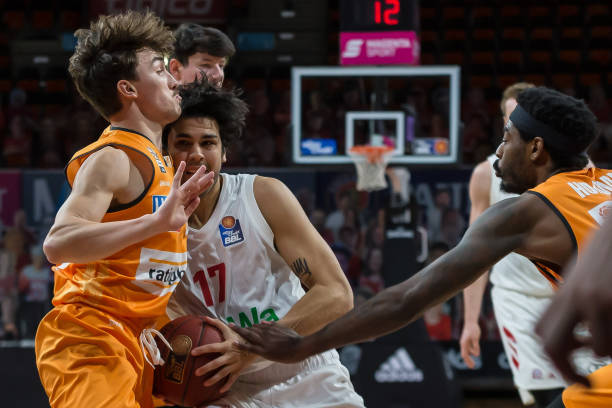 军的回归 军的回归