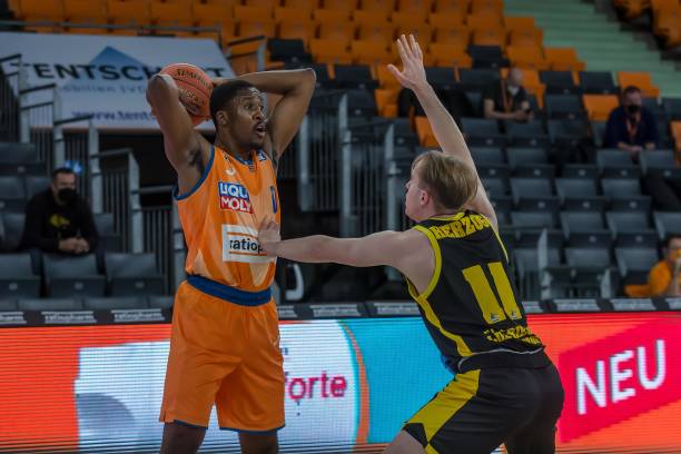 左路已经成 左路已经成