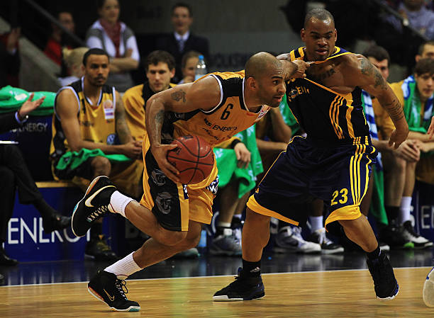 强敌的较量 强敌的较量