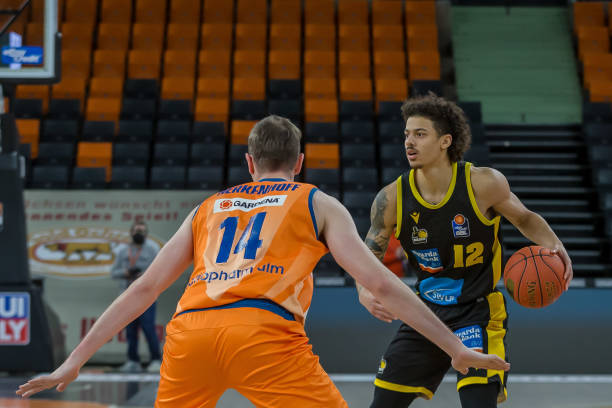 来迅速崭露 来迅速崭露